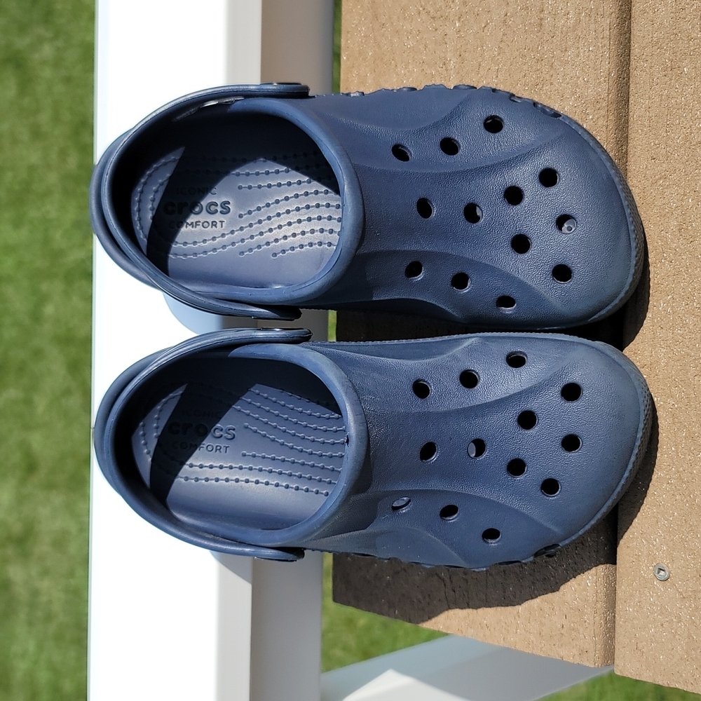 Crocs